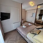 Hallera 4 *